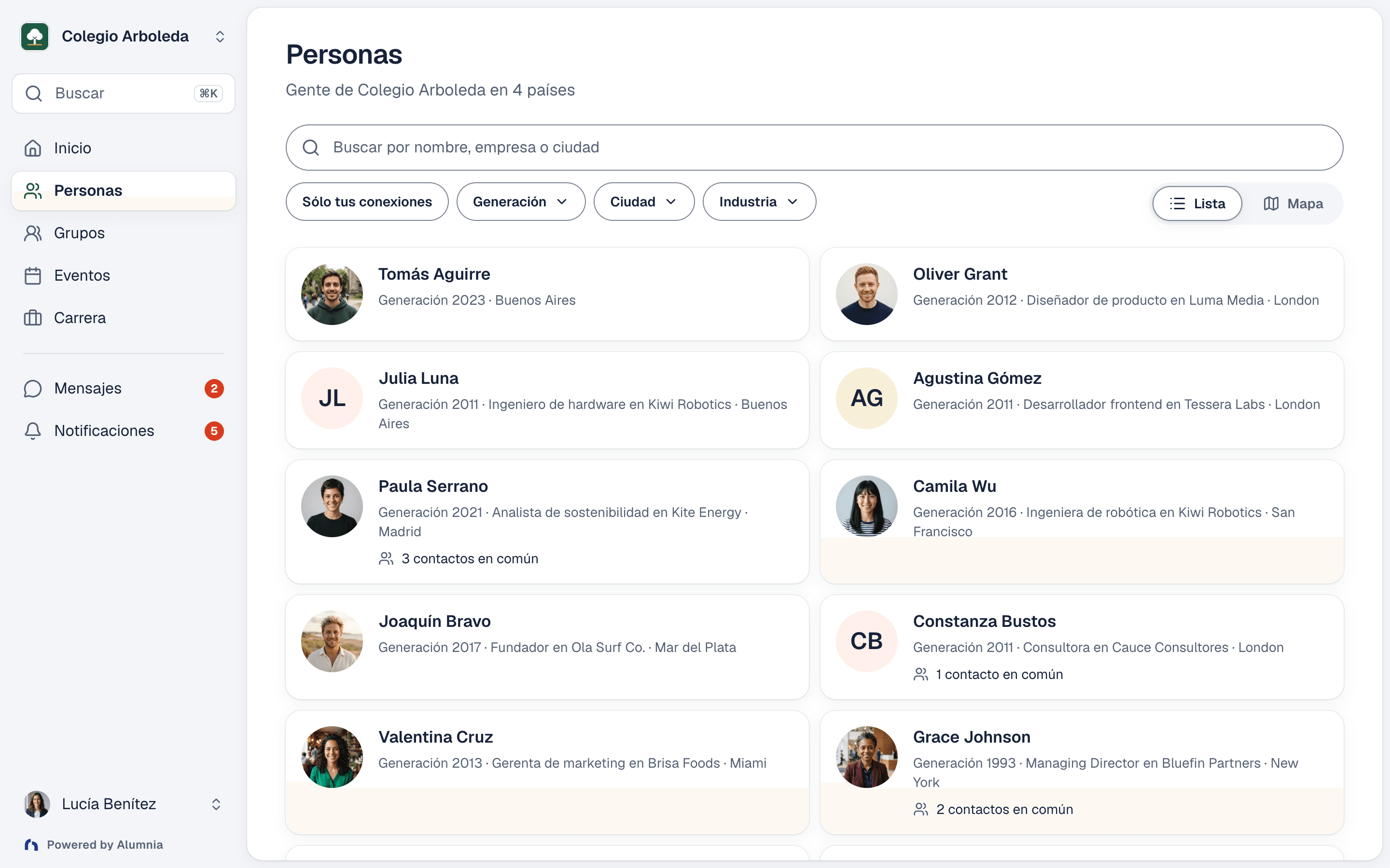 Directorio ilustrativo con búsqueda y filtros de la comunidad